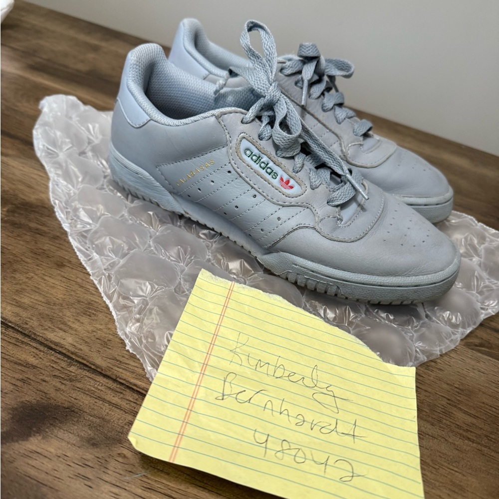 Adidas Yeezy Calabasas Sneaker 37